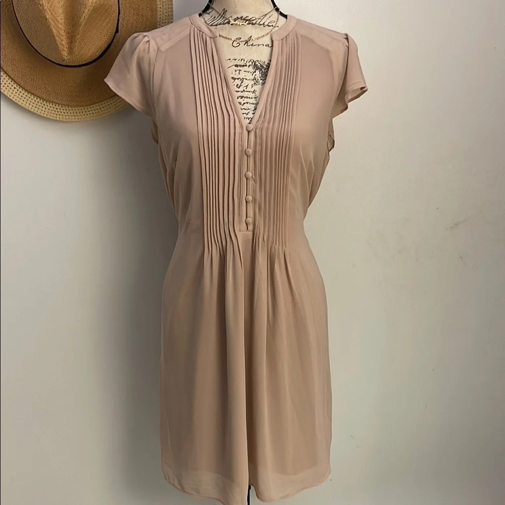 H & M | Beige Pleated Button-Front Dress Size 10